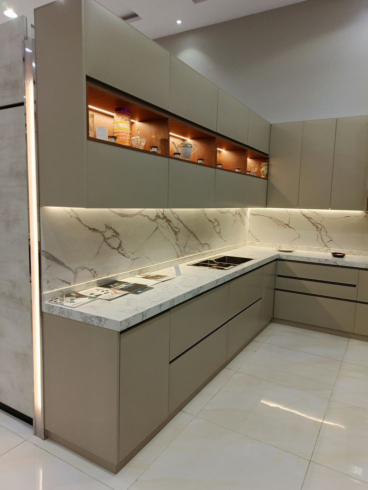 تركيب مطبخ المنيوم بتصميم خشبي بالرياض - مطابخ خبراء الرياض